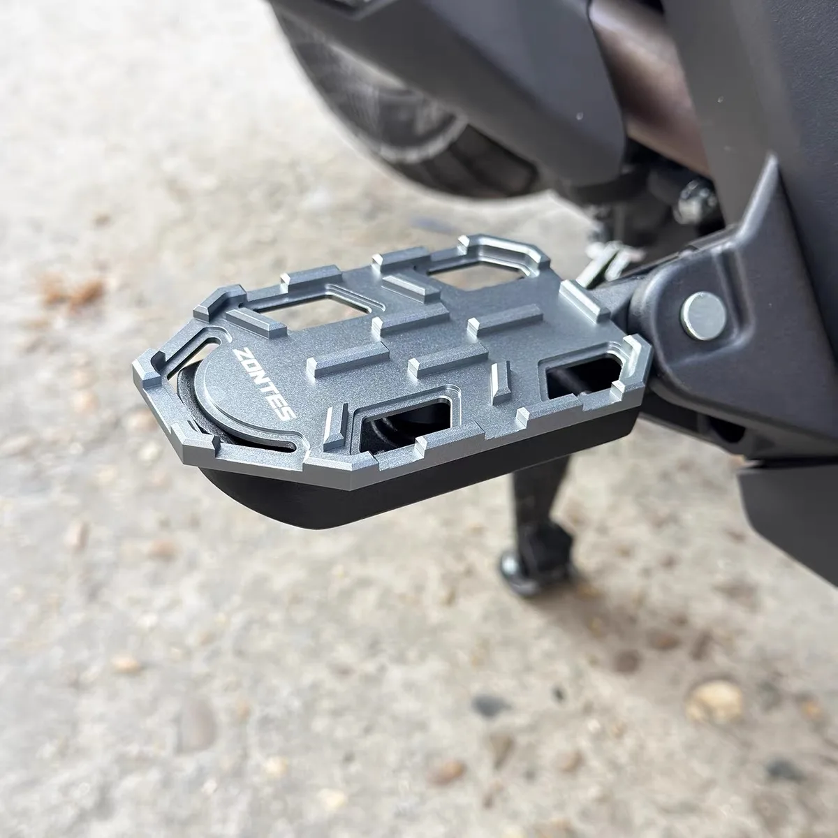 FOR ZONTES 368G Modified Pedals: Enlarged Anti-slip Aluminum Alloy Center-mounted Pedals ZT350T-G Left and Right Pedals - Image 4