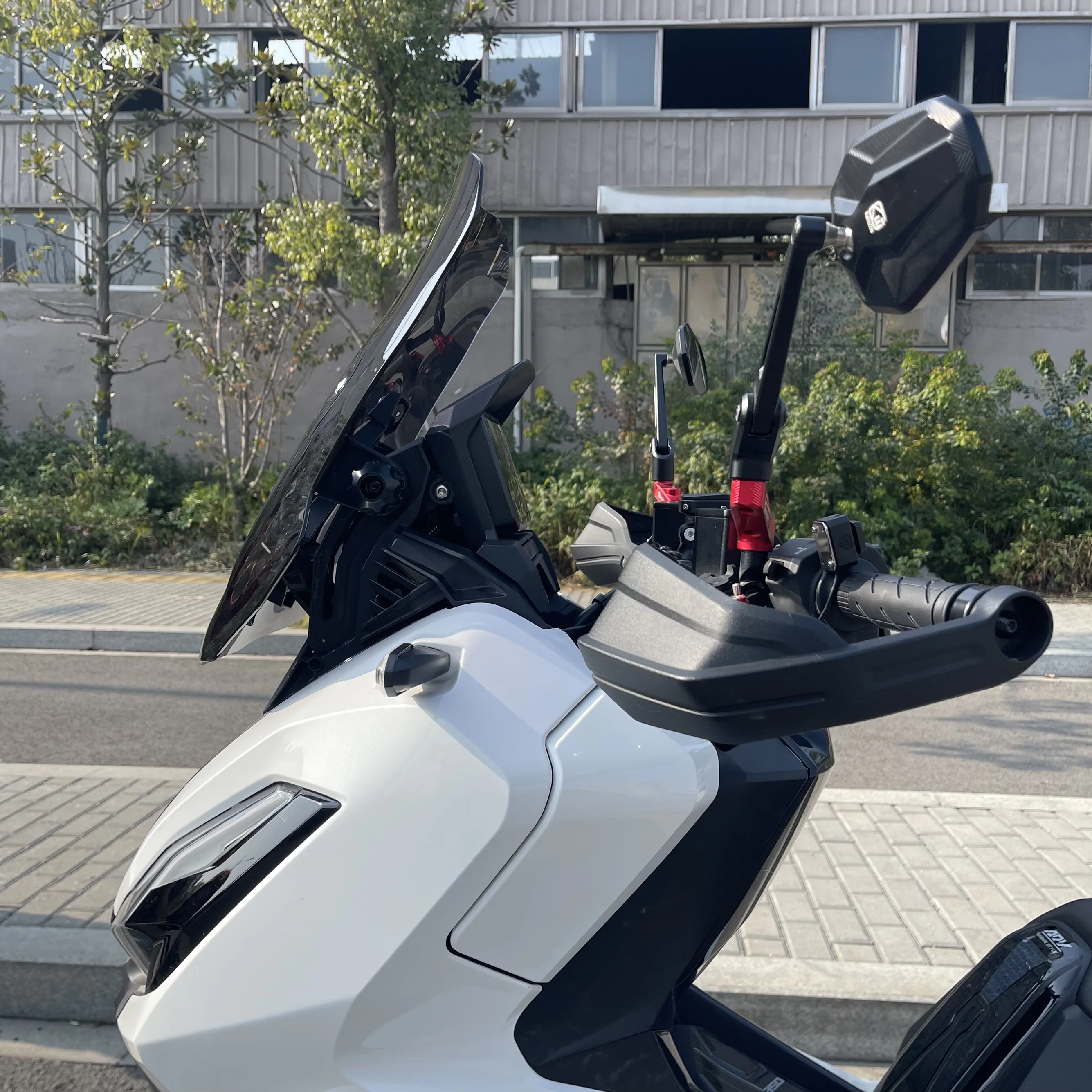 FOR HONDA ADV 350 modified electric lift windshield module modelsNon-destructive installation, original 350ADV 2024-2025 models - Image 4