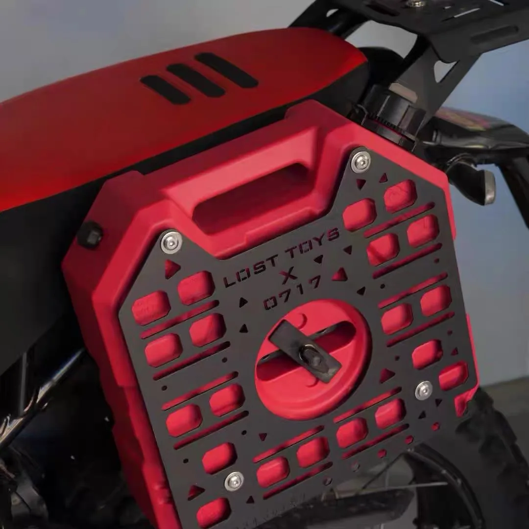 For motorcycle 7.5L spare oil barrel expansion board motorcycle off-road vehicle mounting expansion - Image 3