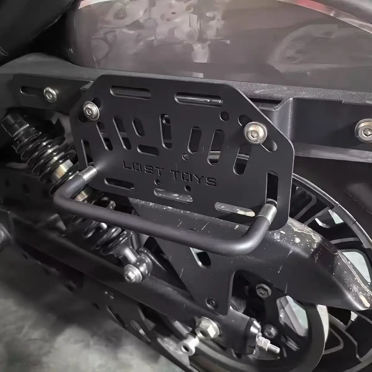 For QJMOTOR SRV400VS cruise motorcycle modified side bag bracket tactical panel coffee side box camping expansion - Image 3